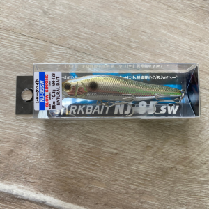 Señuelo BassDay Jerkbait 85 SW MH-128